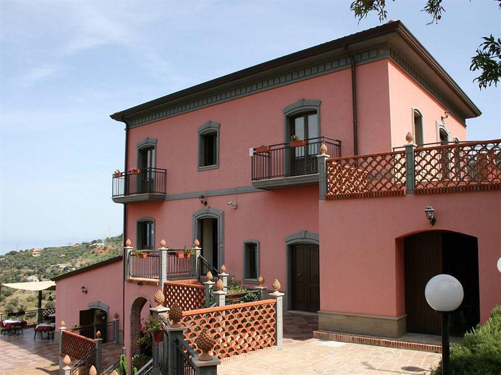 Red Hotel Sant'Elia SantʼAgata di Militello Dış mekan fotoğraf