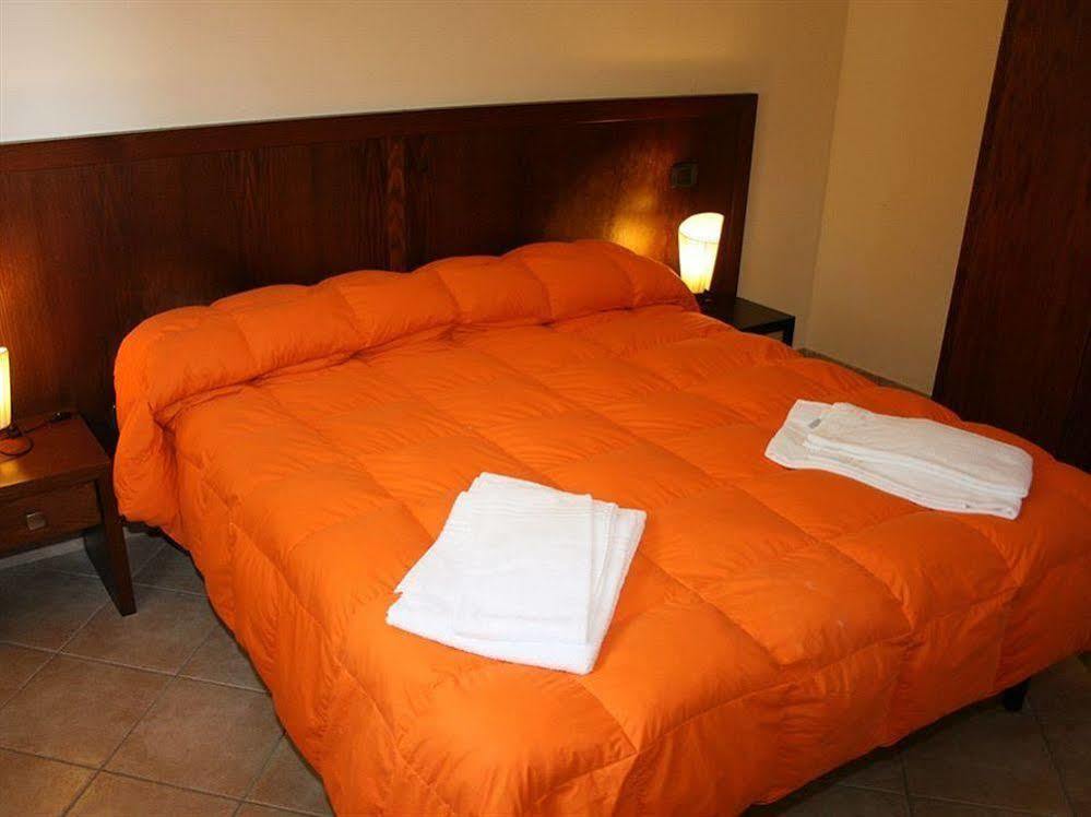 Red Hotel Sant'Elia SantʼAgata di Militello Dış mekan fotoğraf